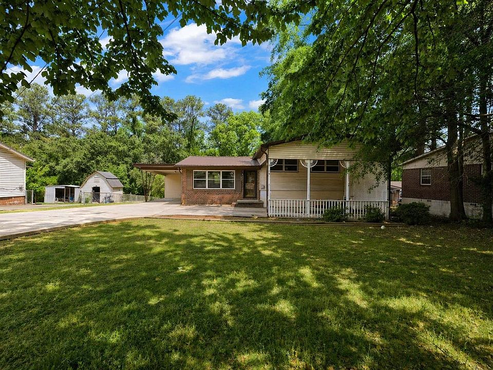 1st image of 1315 Lakeside Dr NW