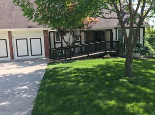 2512 SW Still Meadows Ln, Blue Springs, MO 64015