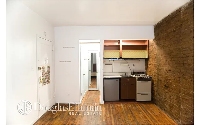 Rented by Douglas Elliman | media 9