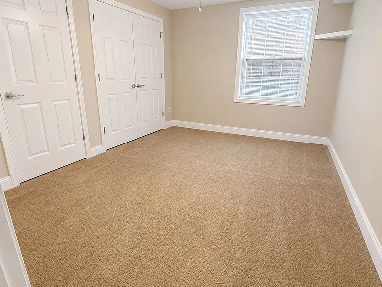117 Spring St — Photo 4