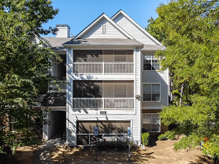 Screened-in Porches Available