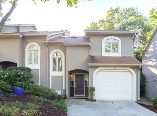 1164 Brookhaven Woods Ct, Atlanta, GA 30319