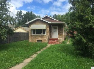 201 11th St S, Virginia, MN 55792