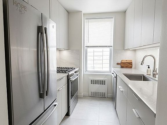 3rd image of 1200 Gravesend Neck Rd APT 4E