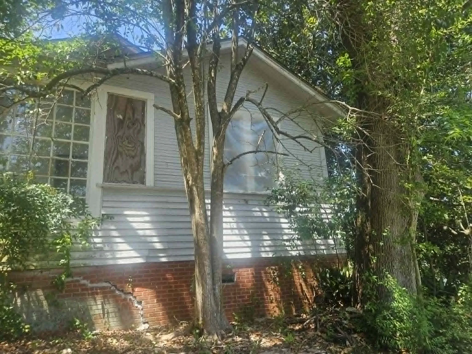 2 bed, 1744 sqft, $1,050 — Photo 2