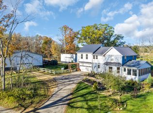 W3221 Park Dr, Lake Geneva, WI 53147