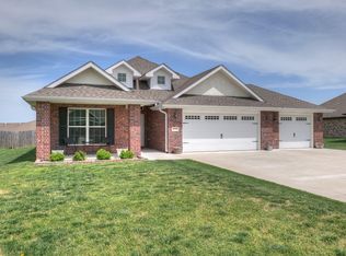 2772 Annelise Ln, Joplin, MO 64804