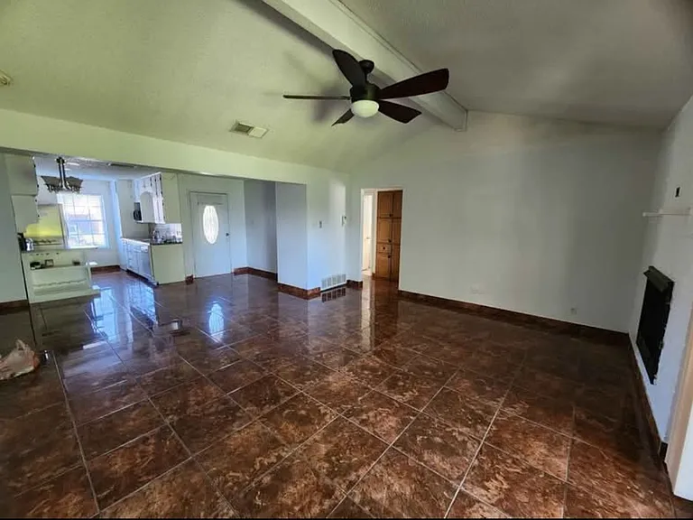 6460 Old Mill Cir — Photo 6
