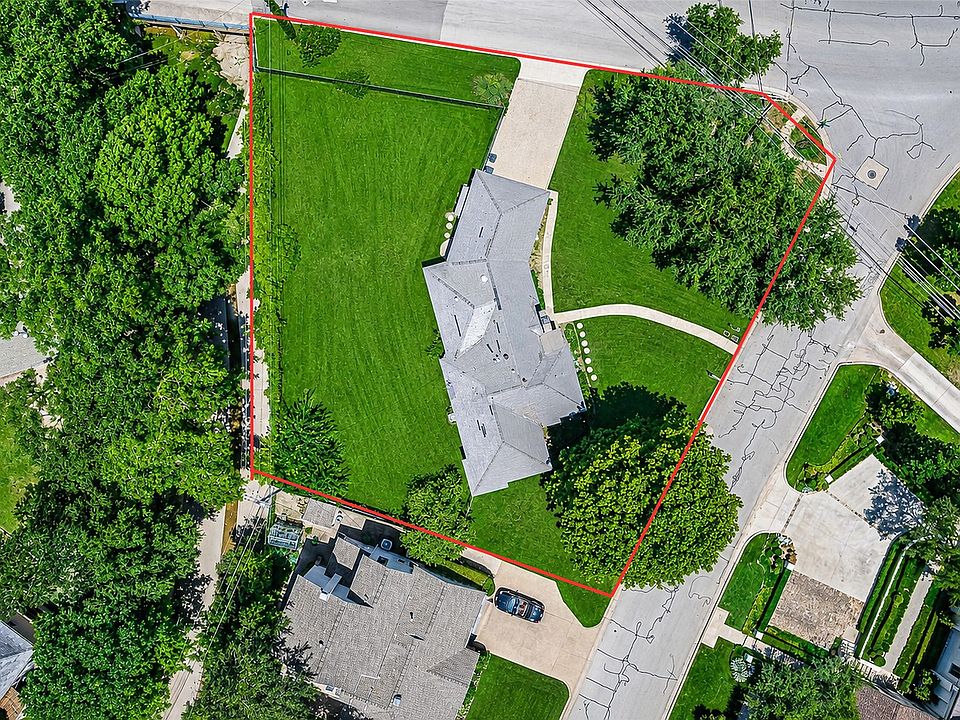 1st image of 2600 Colonial Pkwy