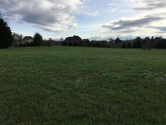4th image of 3648 Calumet Dr