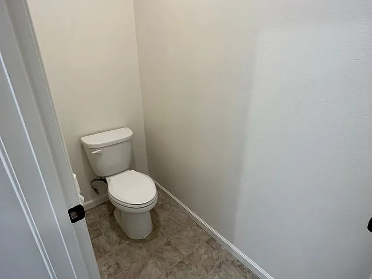 2240 S Lebec St — Photo 10