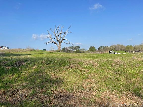 4th image of 0 Oak Hills Dr