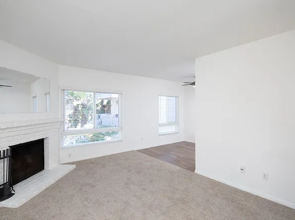 1075 Agate St Unit E, San Diego, CA 92109