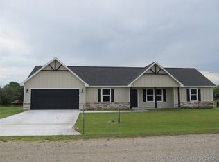 510 N Henderson St, Caddo, OK 74729