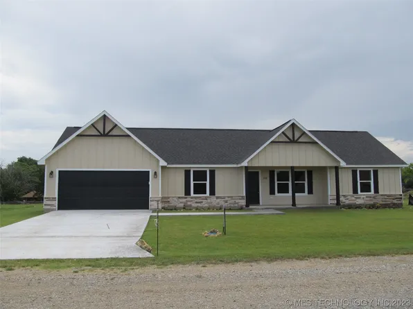 510 N Henderson St, Caddo, OK 74729