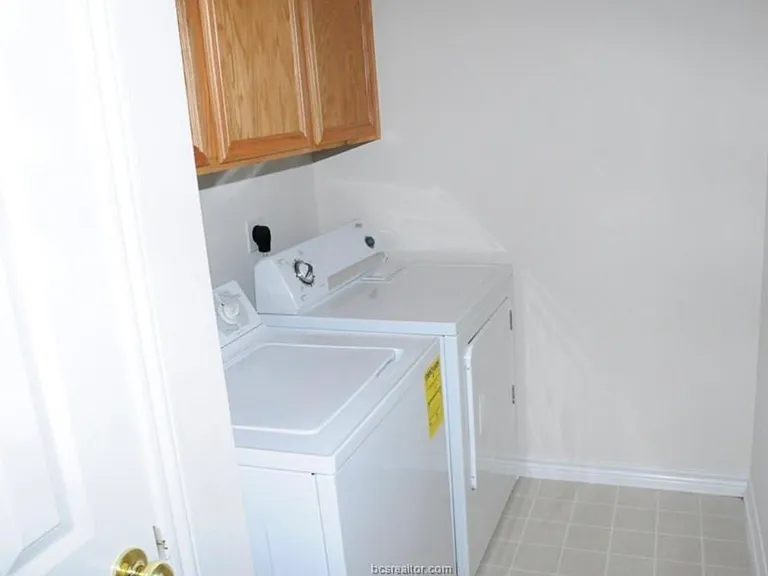 2337 Pronghorn Ln #B — Photo 8