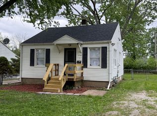 1091 N Oakcrest Ave, Decatur, IL 62522