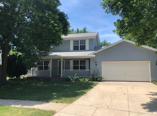 3290 4th St, Marion, IA 52302