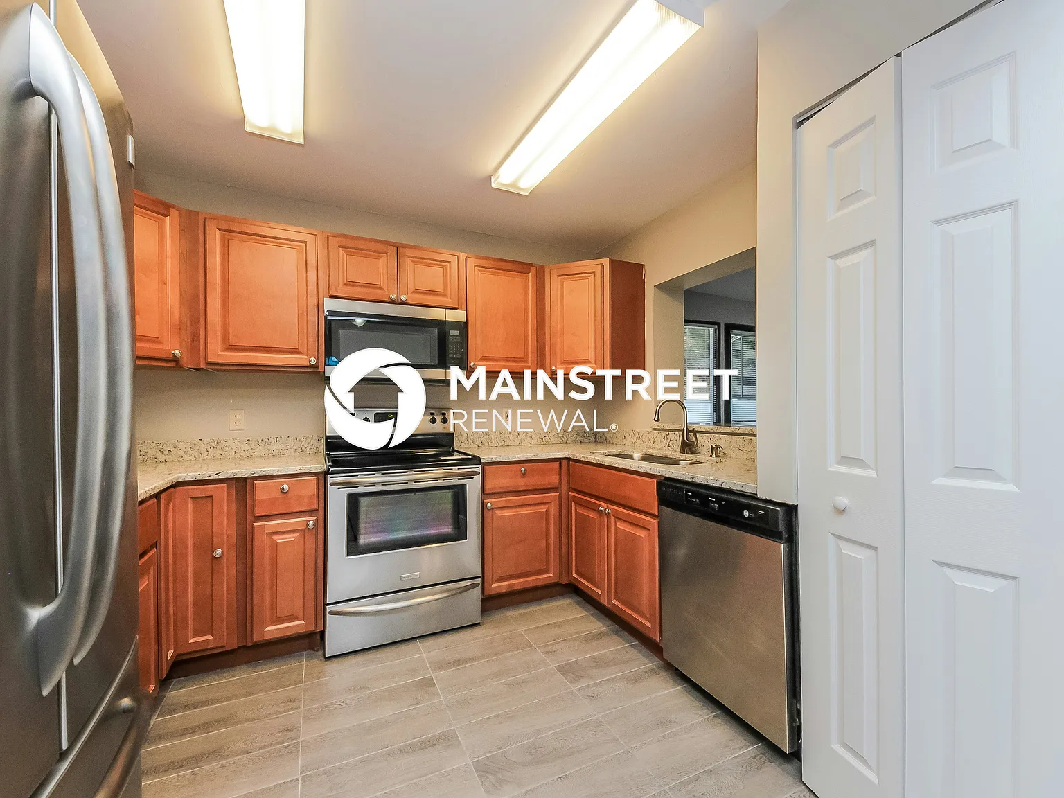 660 McKinley Ct — Photo 4