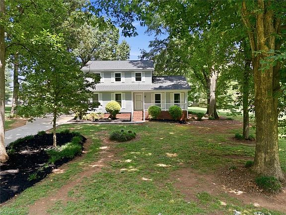 2nd image of 630 Timberlane Trl
