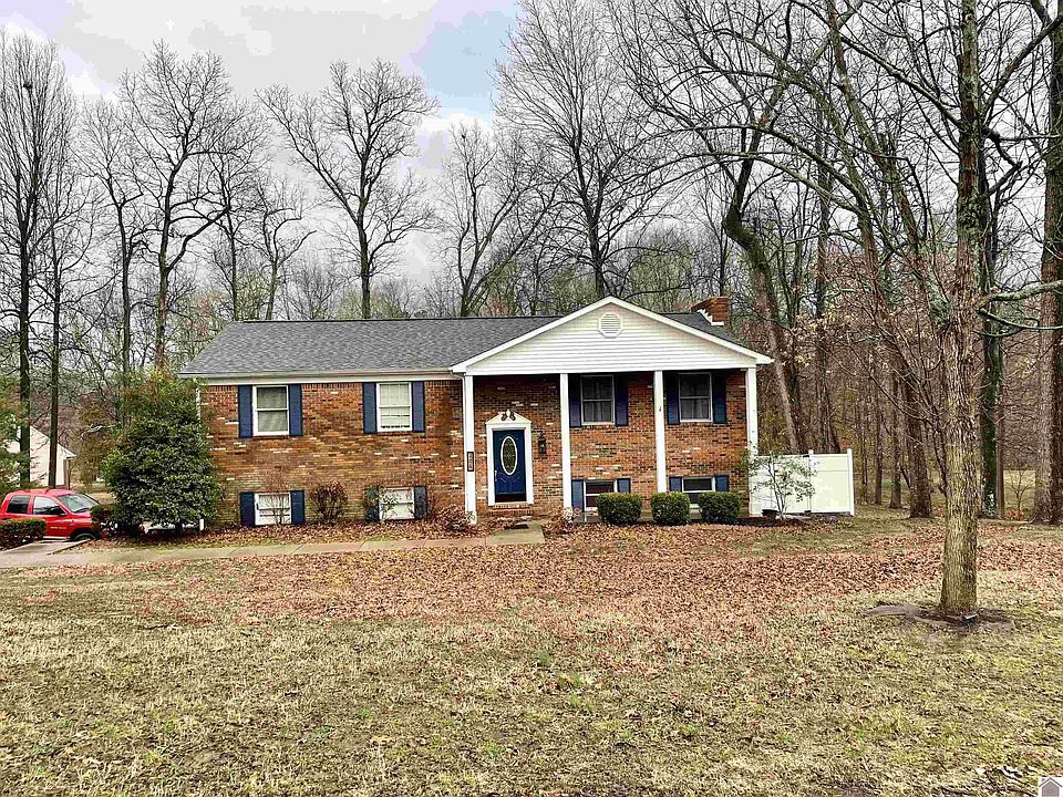 1st image of 206 W Oak Dr