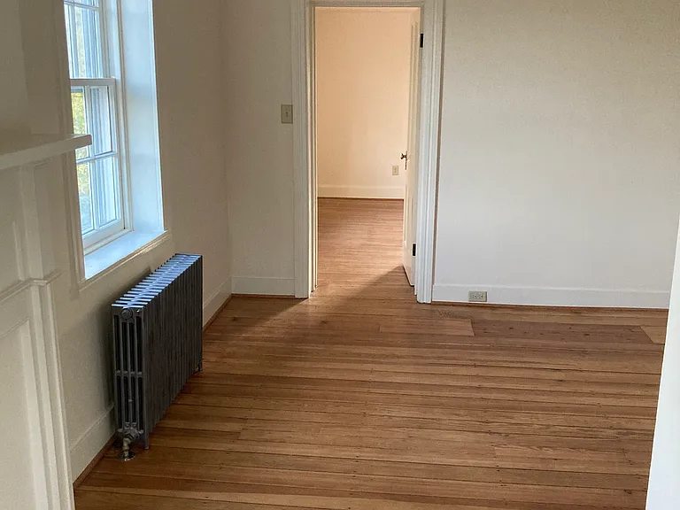 602 Main St #2 — Photo 6