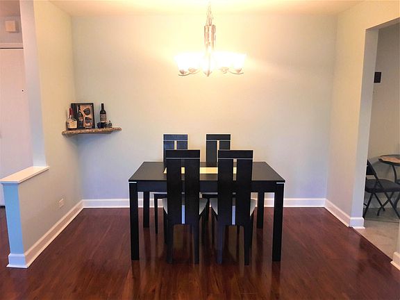 5th image of 2100 Valencia Dr APT 200B