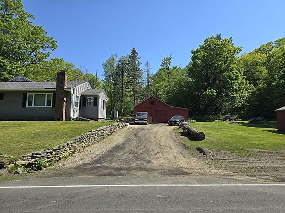 2nd image of 2 N Blandford Rd