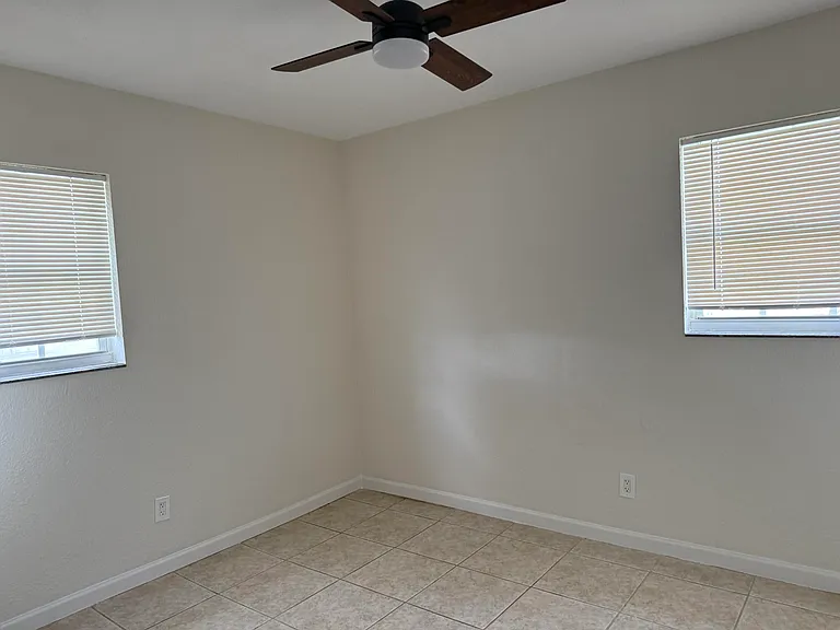 1751 NW 34th Ave — Photo 15