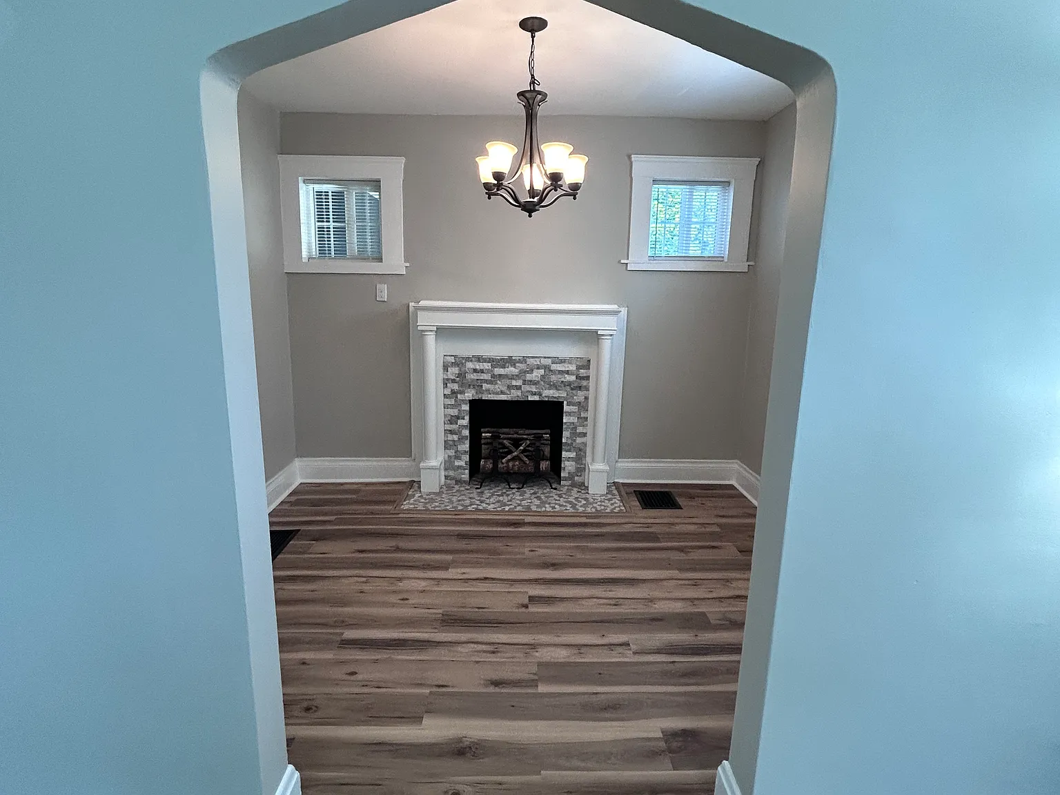 4 bed, 1614 sqft, $2,295 — Photo 4