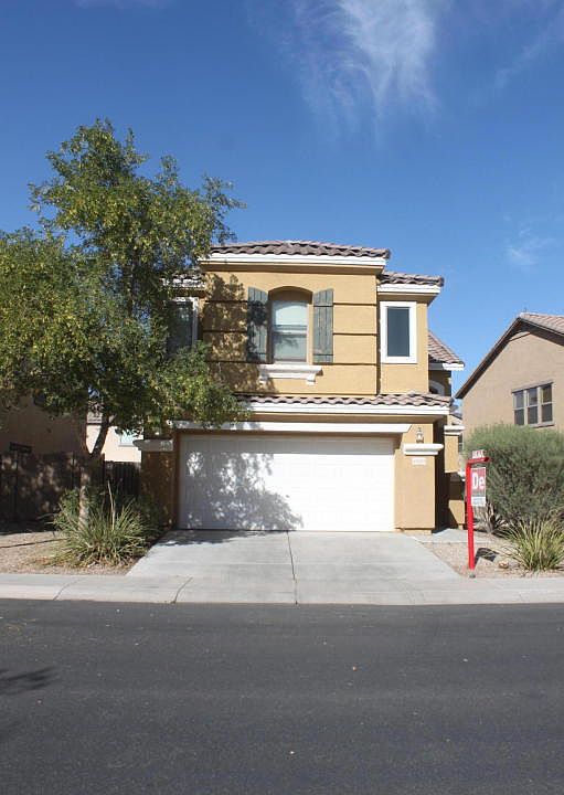 1st image of 40392 W Helen Ct