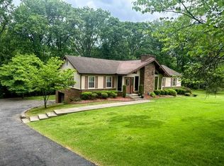 797 Eastwood Dr, Huntington, WV