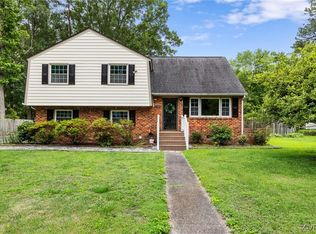 11861 Charterhouse Dr, Midlothian, VA 23113