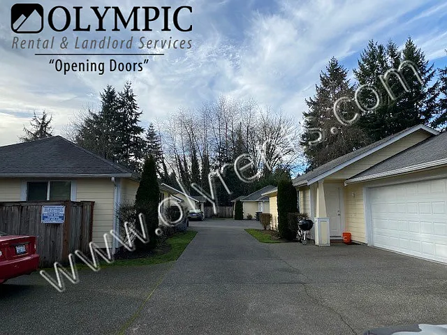 Community Driveway