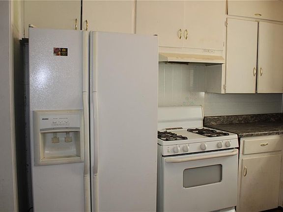 4th image of 6716 SE 5th St