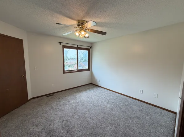 4037 57th St #4037, Des Moines, IA 50310