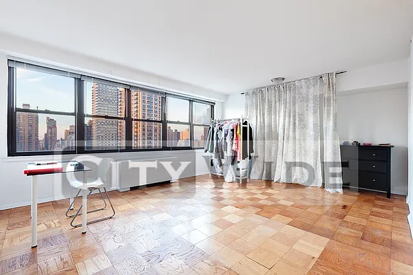 Rented by City Wide Apartments | media 2