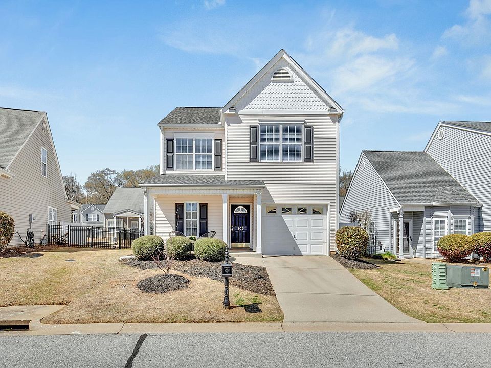 1st image of 105 Pin Oak Ct