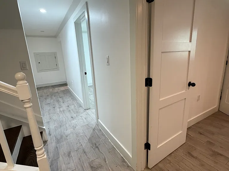 3 Rossmore Ave #3 — Photo 5