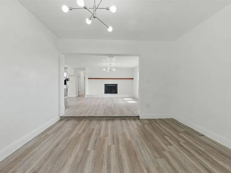8812 Oakwood Dr — Photo 7