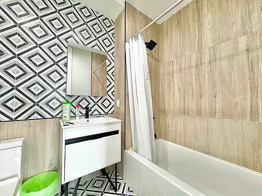 Rented by Doorway NYC, LLC | media 1