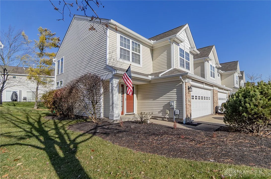 6404 Inverness Way photo 1