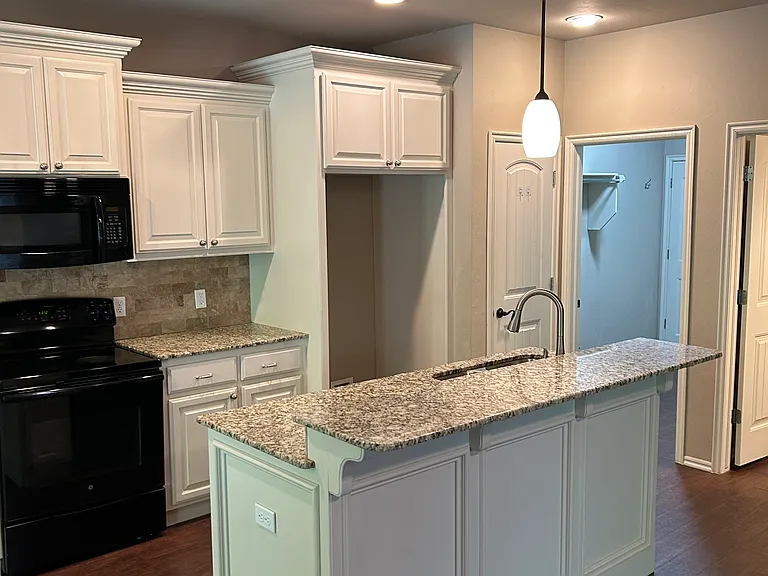 12011 Jadesdale Cir — Photo 3