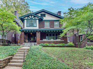 7043 Pershing Ave, Saint Louis, MO 63130