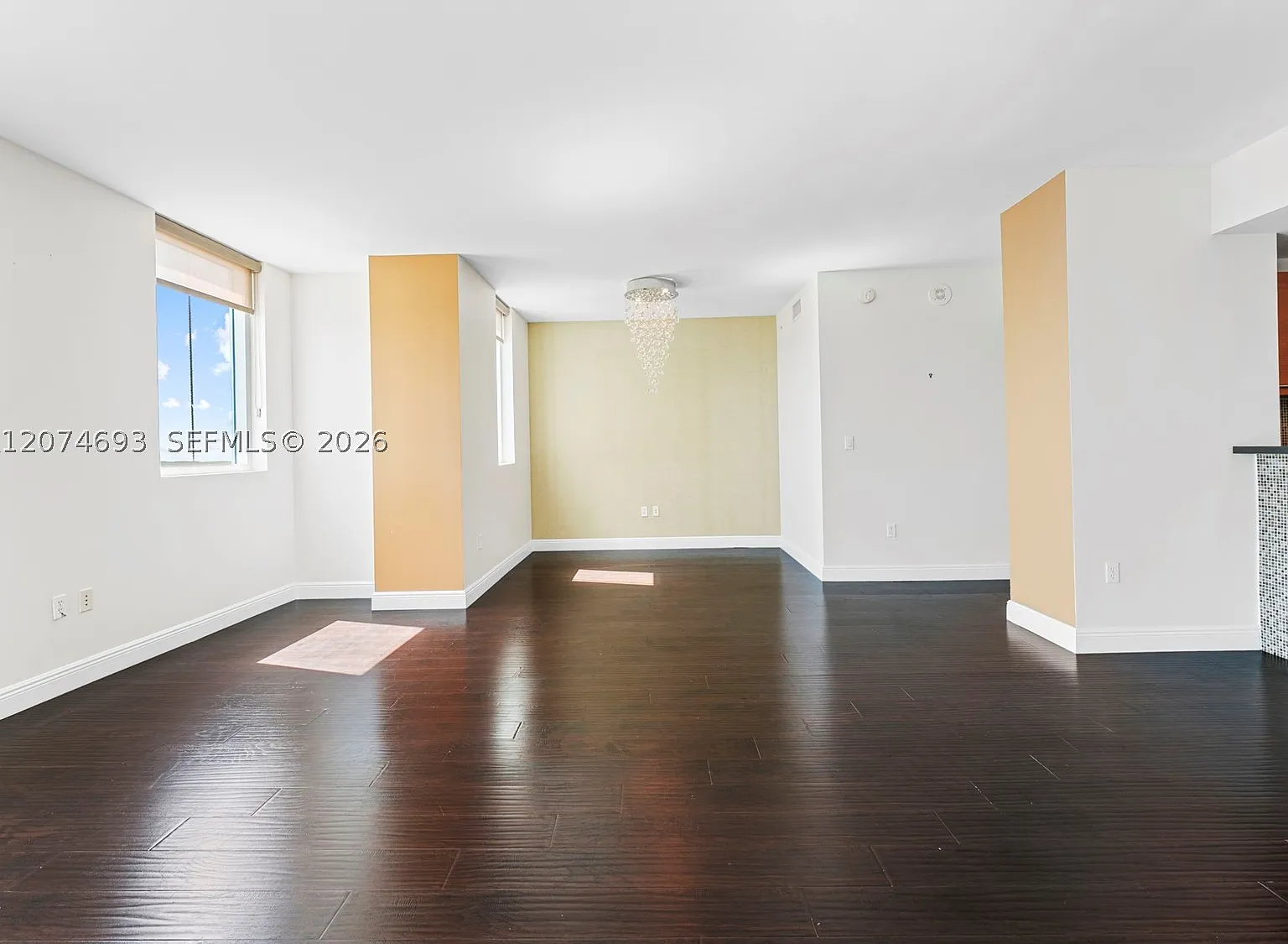2 bed, 2.5 bath, 1590 sqft, $4,450 — Photo 4
