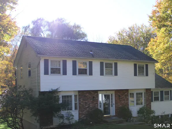 18 Topfield Road, Danbury, CT 06811