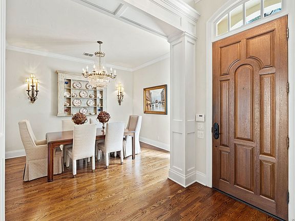 3rd image of 311 Canterbury Hill St