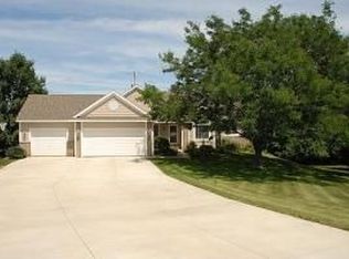 463 Carlisle Ln NW, Rochester, MN 55901