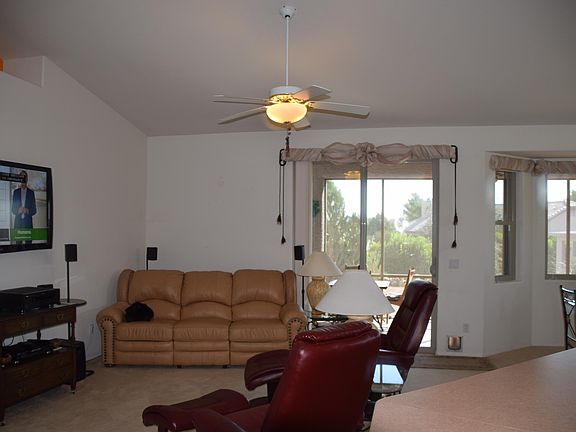 4th image of 1013 S Viejo Dr