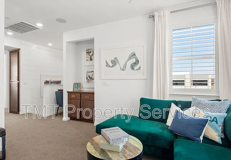 2957 Nimes Ln — Photo 45